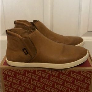 Teva Willow Chelsea Shoe